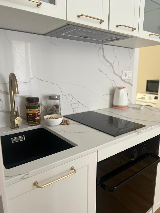 Angeloroma Deluxe Apartment Прага Екстериор снимка
