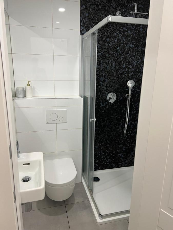 Angeloroma Deluxe Apartment Прага Екстериор снимка